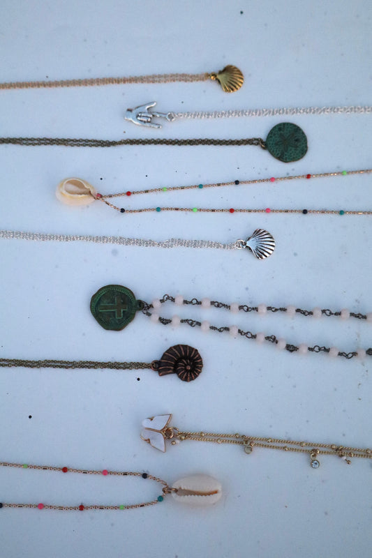 Daisy Gold Seashell Necklace