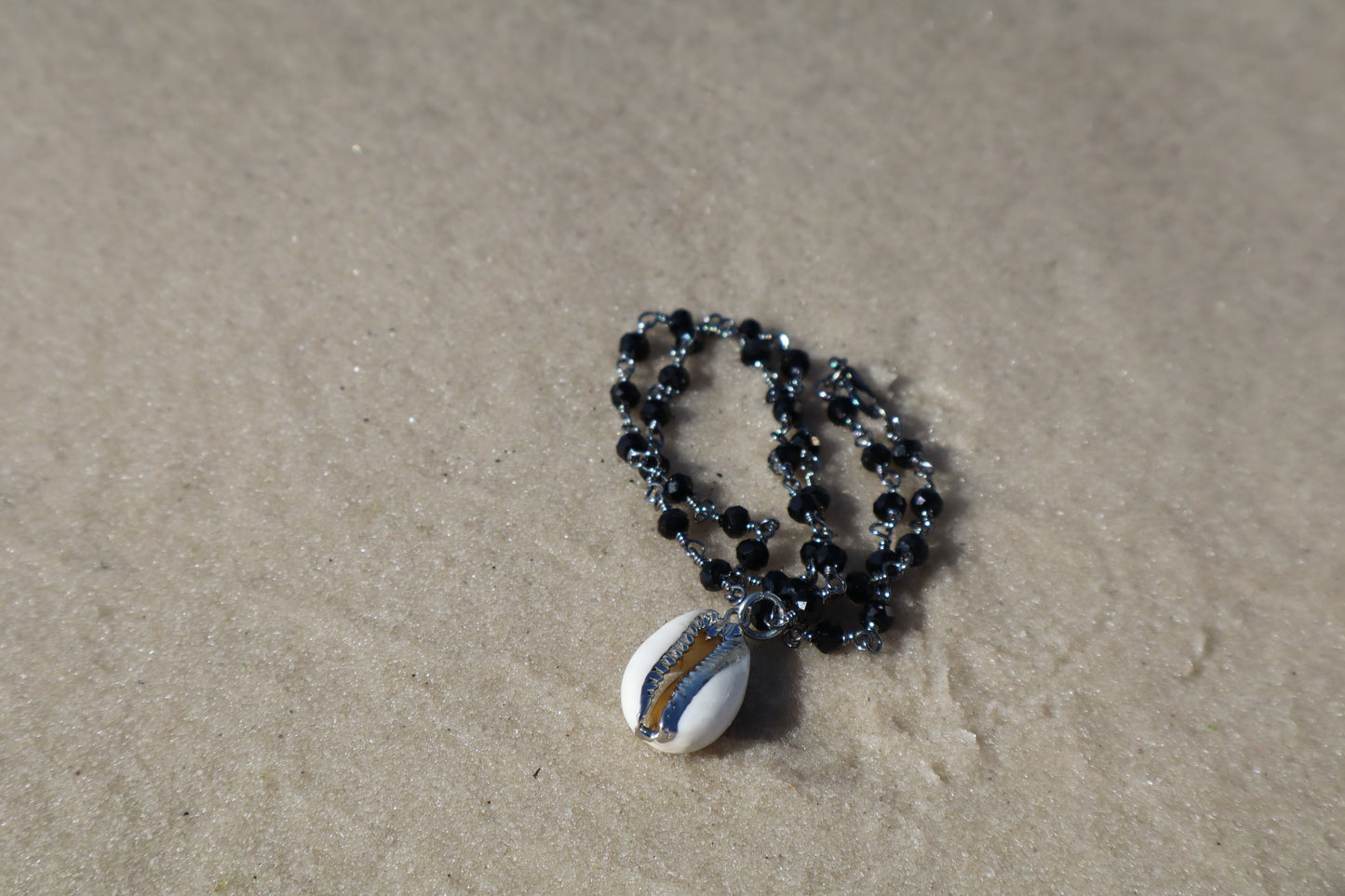 Ellie Silver Lined Beaded Shell Necklace